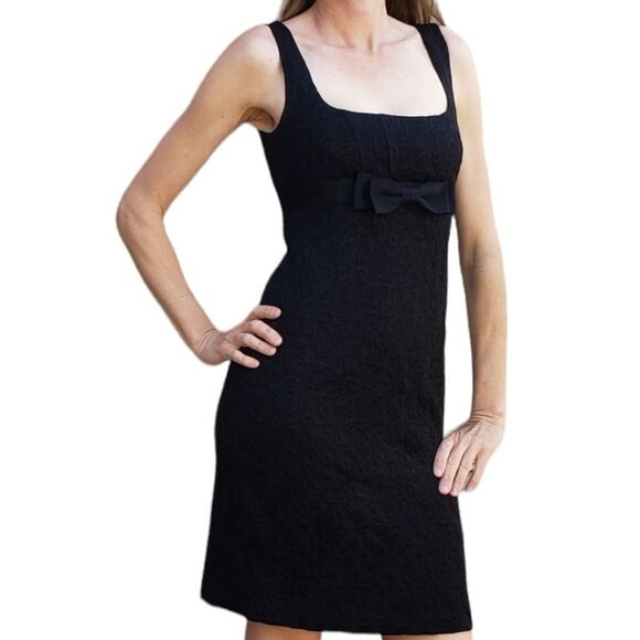 Vintage Nanette Lepore Dress Black Embosed Sheath Empire Waist Bow Size 4 🔥 - Picture 1 of 8